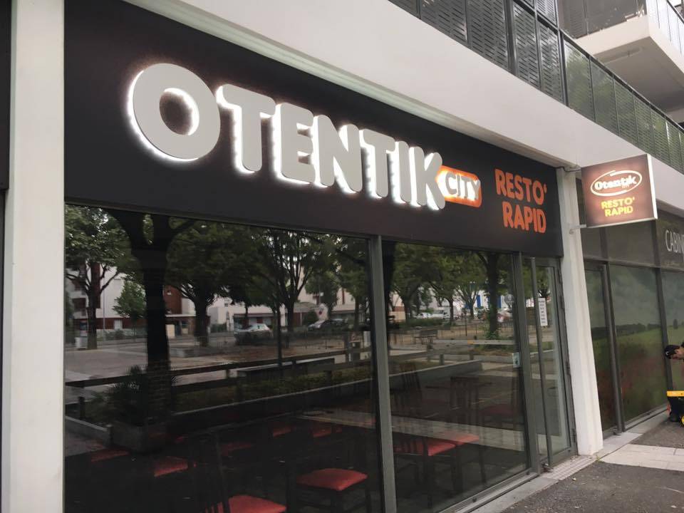 Création et impression de signalétique intérieur et extérieur sur Lyon et sa région