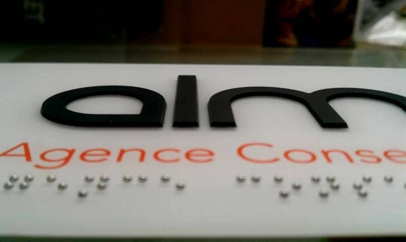 Signalétique accessibilité handicaps Lyon 69 - Rhône-Alpes