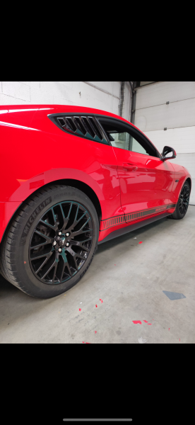 Déco personnalisée sur véhicule à Lyon