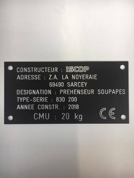 AG SIGNALETIQUE, le spécialiste du marquage et de la gravure laser et mécanique  à Lyon, en région Rhône Alpes !