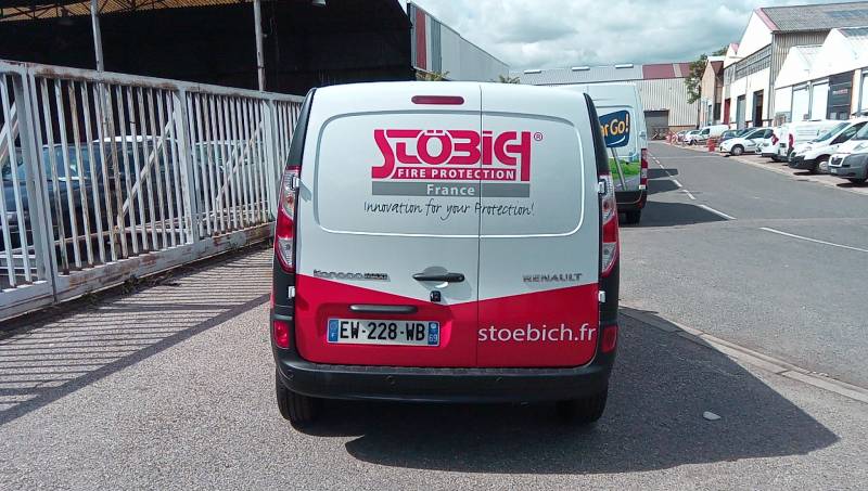 Marquage publicitaire sur mesure pour véhicule professionnel à Lyon, en région Rhône Alpes